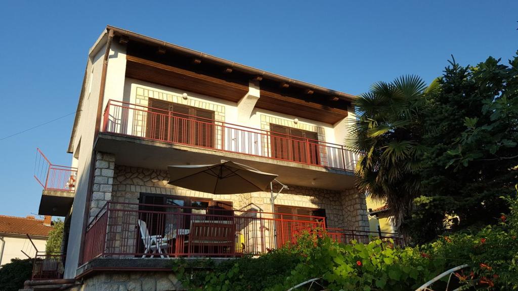 Apartmani Sofia Njivice Exterior photo